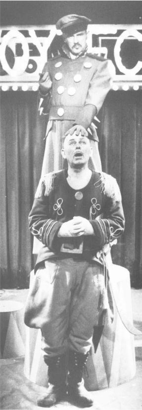 Nils Vogt og Knut Øvrig i Woyzeck.jpg Nils Vogt og Knut Øvrig i Woyzeck.jpg